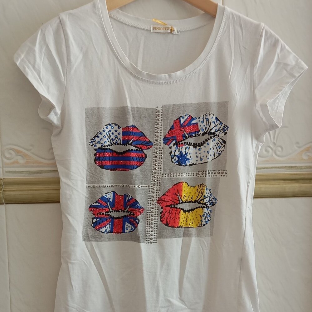 Pink Studio T-shirt M like new
